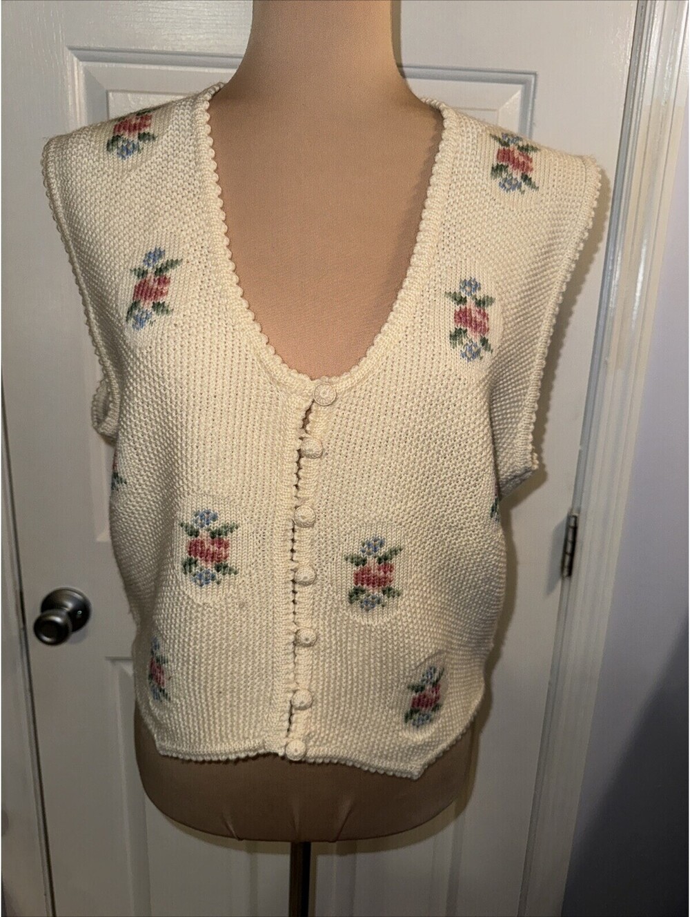 Kate Covington Women’s Sweater Vest Large Worsted Wool Cardigan Buttons Granny